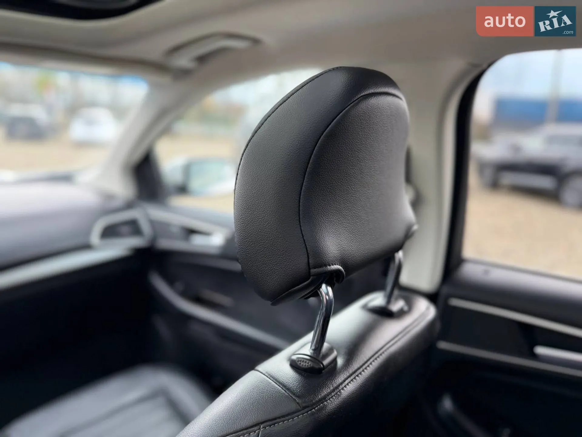 2017 Ford Edge - мініатюра 32