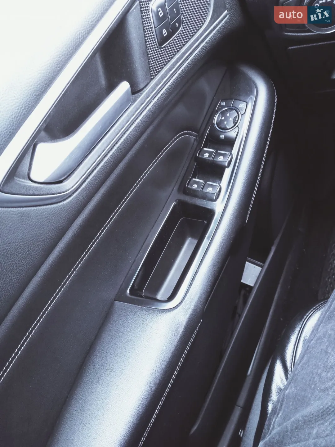2015 Ford Edge - мініатюра 21