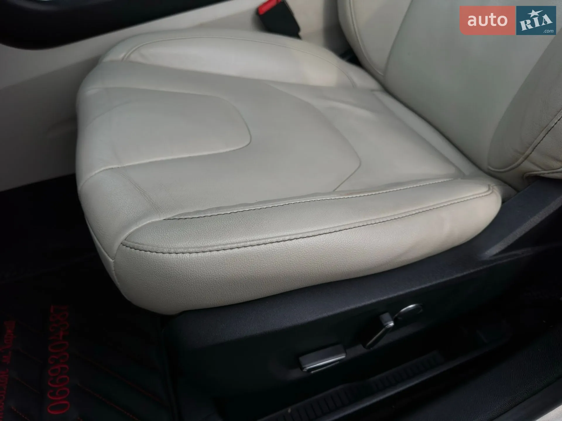 2017 Ford Edge - мініатюра 17