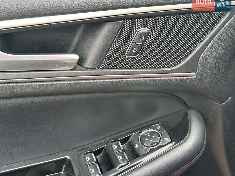 Позашляховик / Кросовер Ford Edge 2016 в Одесі