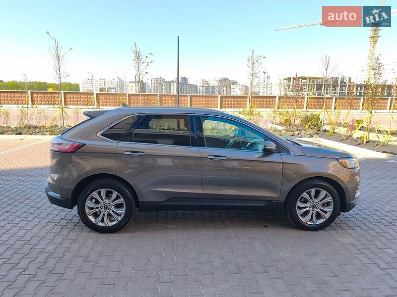 Внедорожник / Кроссовер Ford Edge 2019 в Киеве
