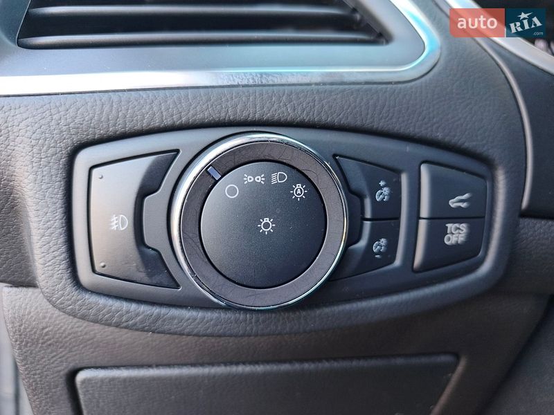 Внедорожник / Кроссовер Ford Edge 2019 в Киеве