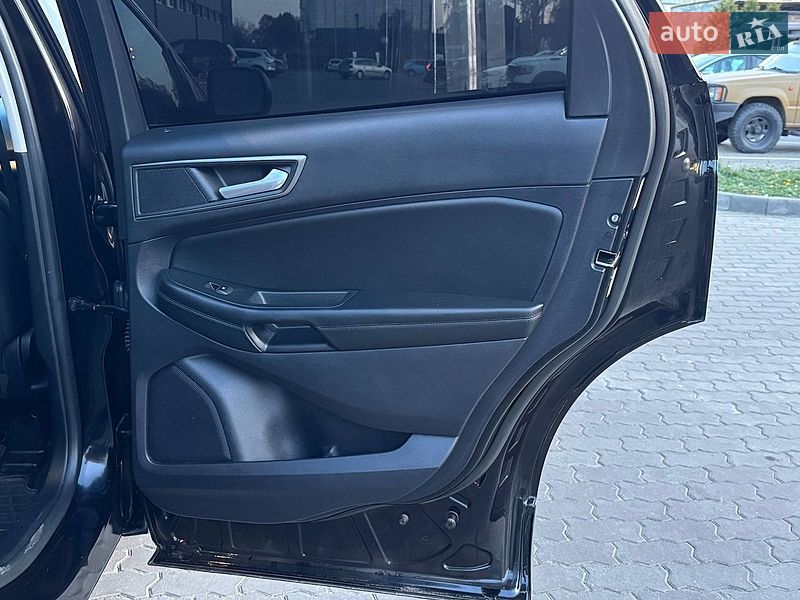 Внедорожник / Кроссовер Ford Edge 2020 в Стрые