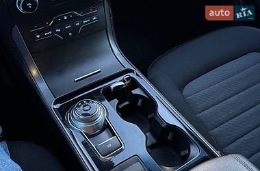 Внедорожник / Кроссовер Ford Edge 2020 в Стрые