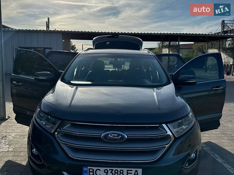 Позашляховик / Кросовер Ford Edge 2016 в Мостиській