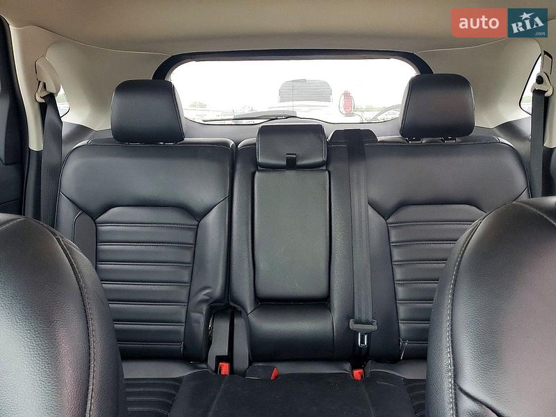 Позашляховик / Кросовер Ford Edge 2023 в Ужгороді