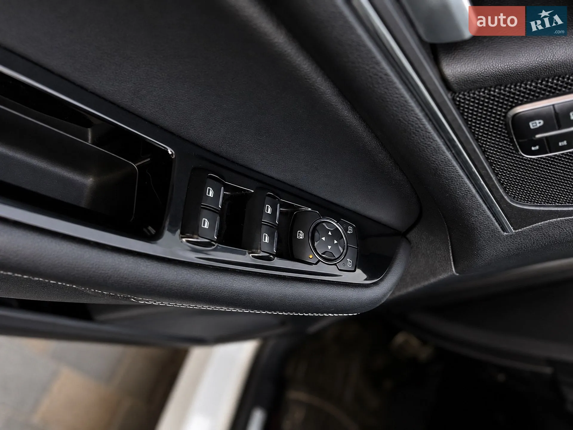 2015 Ford Edge - мініатюра 21