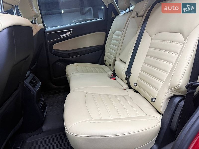 Внедорожник / Кроссовер Ford Edge 2021 в Черновцах