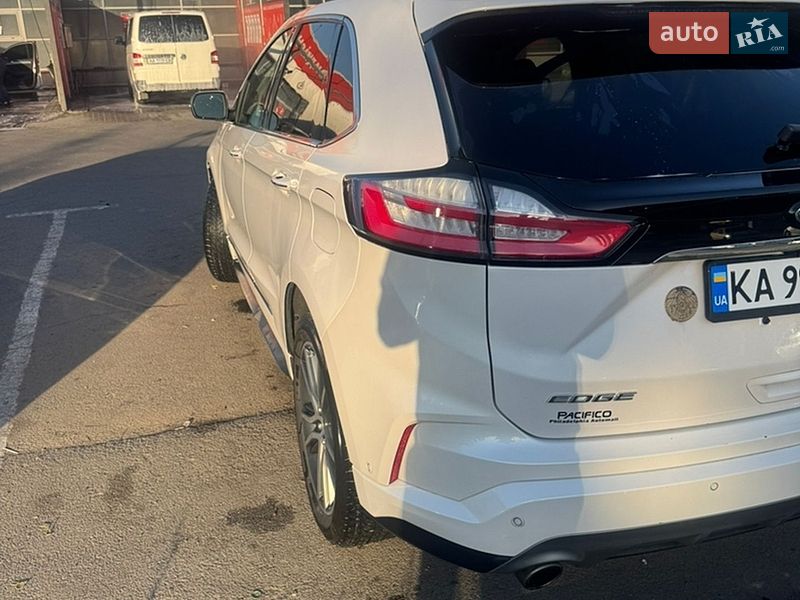 Позашляховик / Кросовер Ford Edge 2018 в Києві