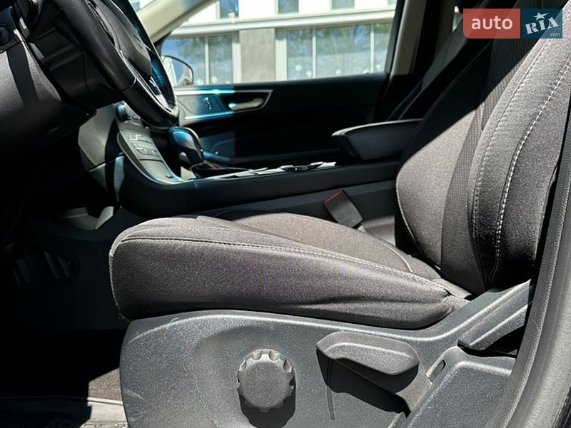 Позашляховик / Кросовер Ford Edge 2017 в Дніпрі