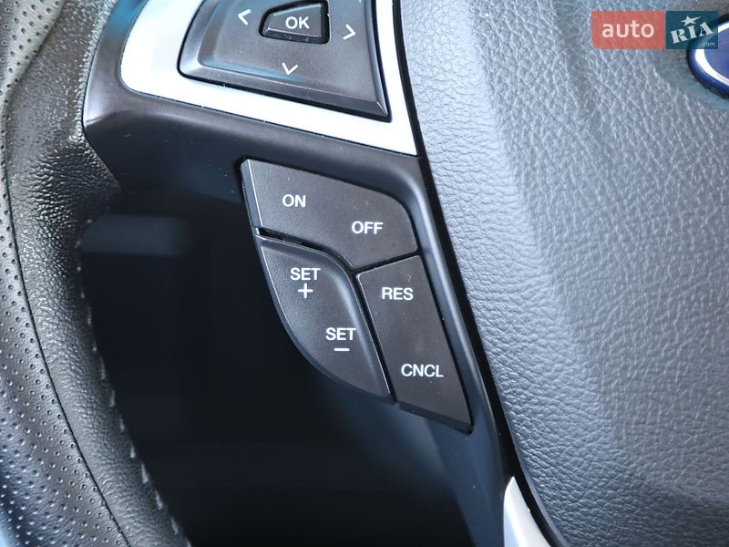 Внедорожник / Кроссовер Ford Edge 2016 в Харькове