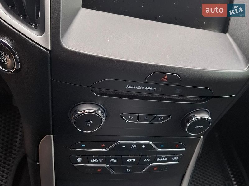 Внедорожник / Кроссовер Ford Edge 2016 в Нетешине