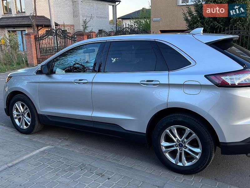 Внедорожник / Кроссовер Ford Edge 2015 в Луцке