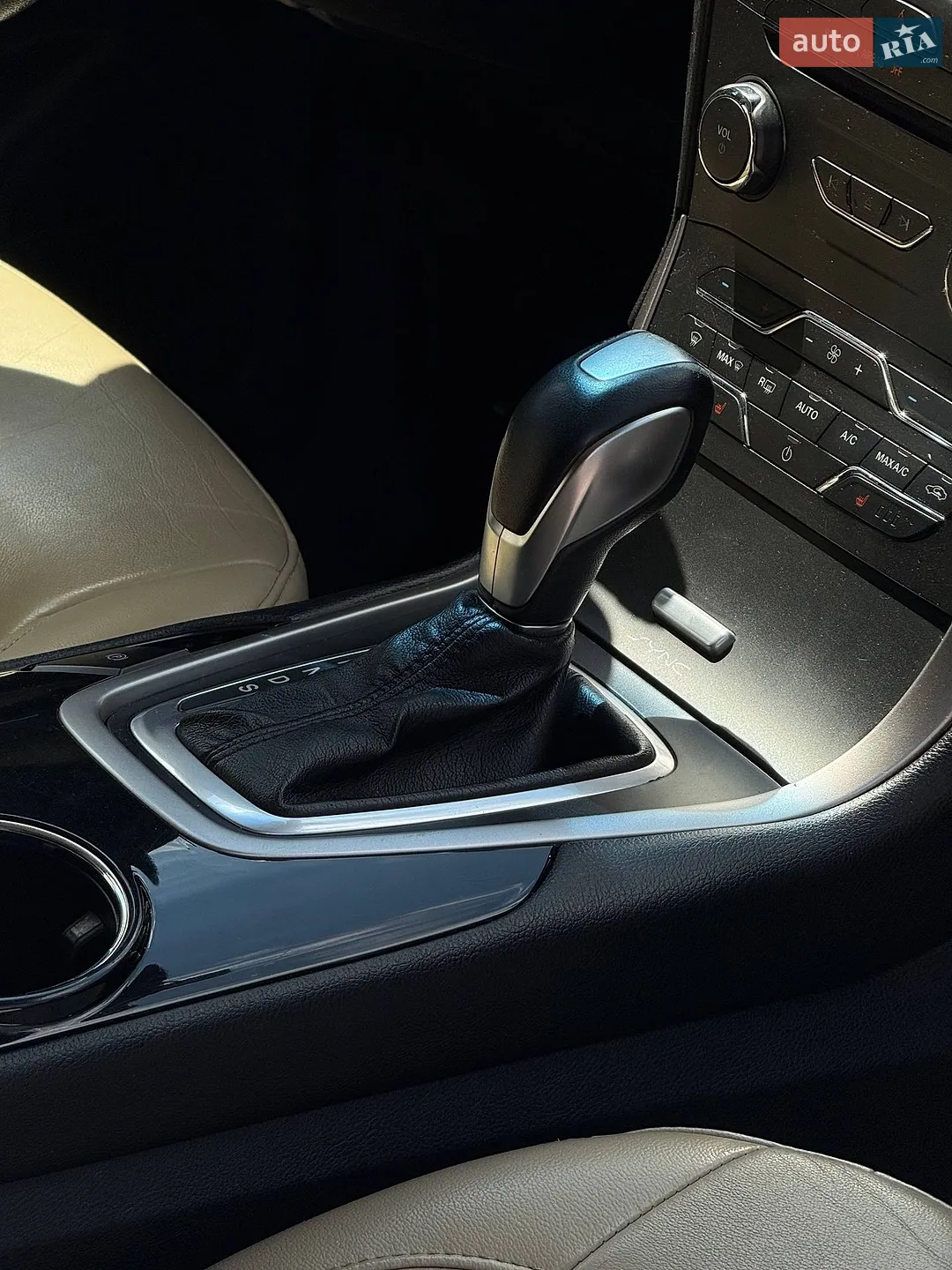 2016 Ford Edge - мініатюра 14