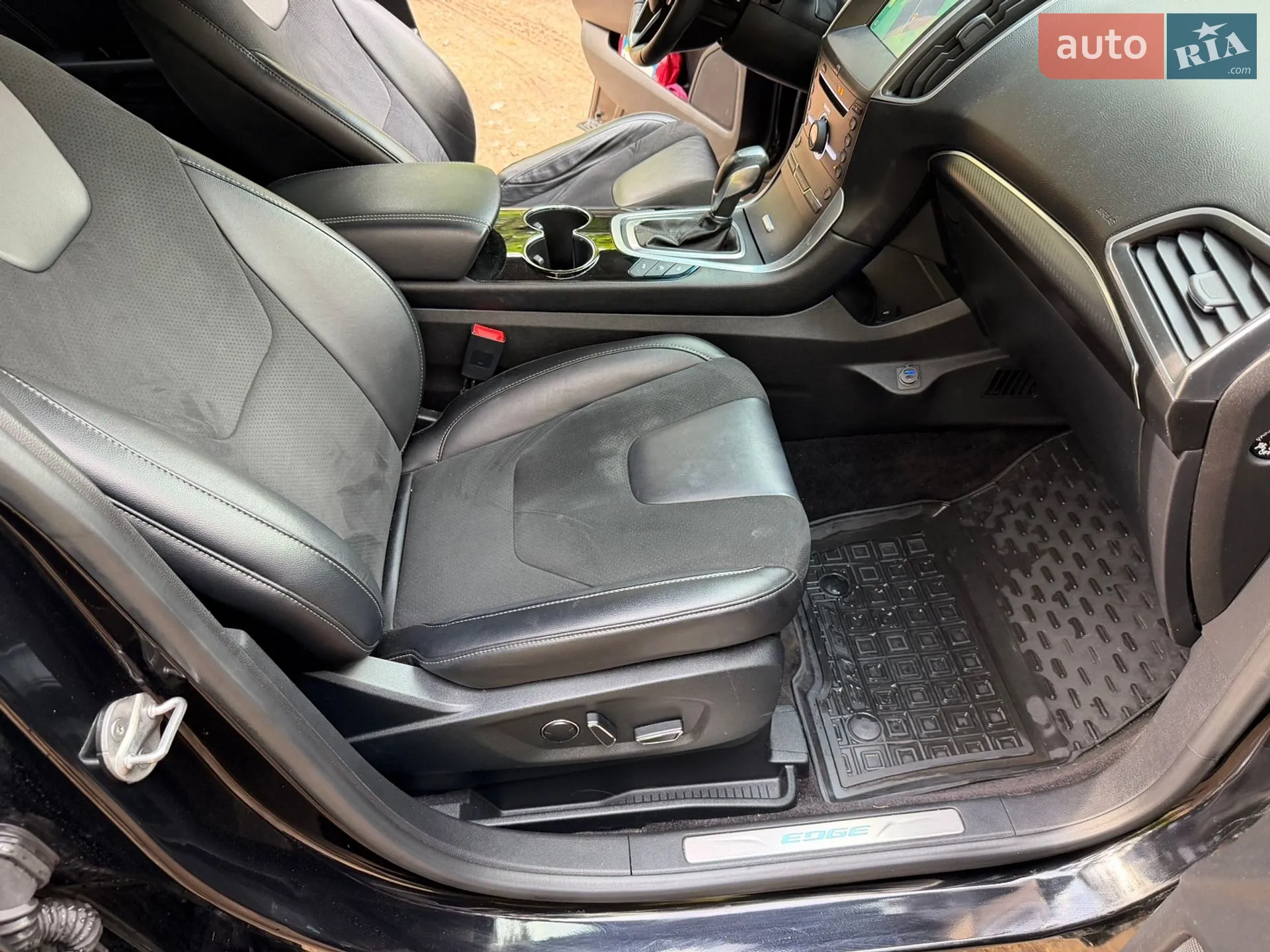 2016 Ford Edge - мініатюра 23