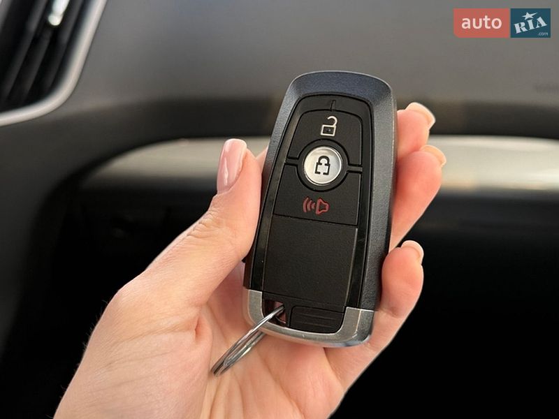Внедорожник / Кроссовер Ford Edge 2020 в Ивано-Франковске
