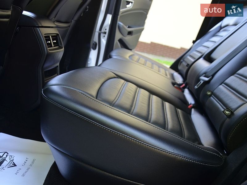 Позашляховик / Кросовер Ford Edge 2018 в Трускавці