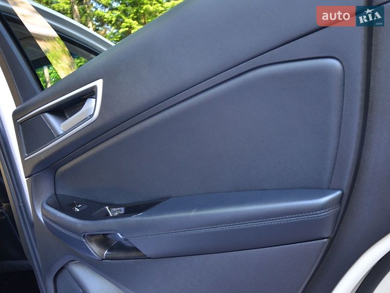 Позашляховик / Кросовер Ford Edge 2018 в Трускавці