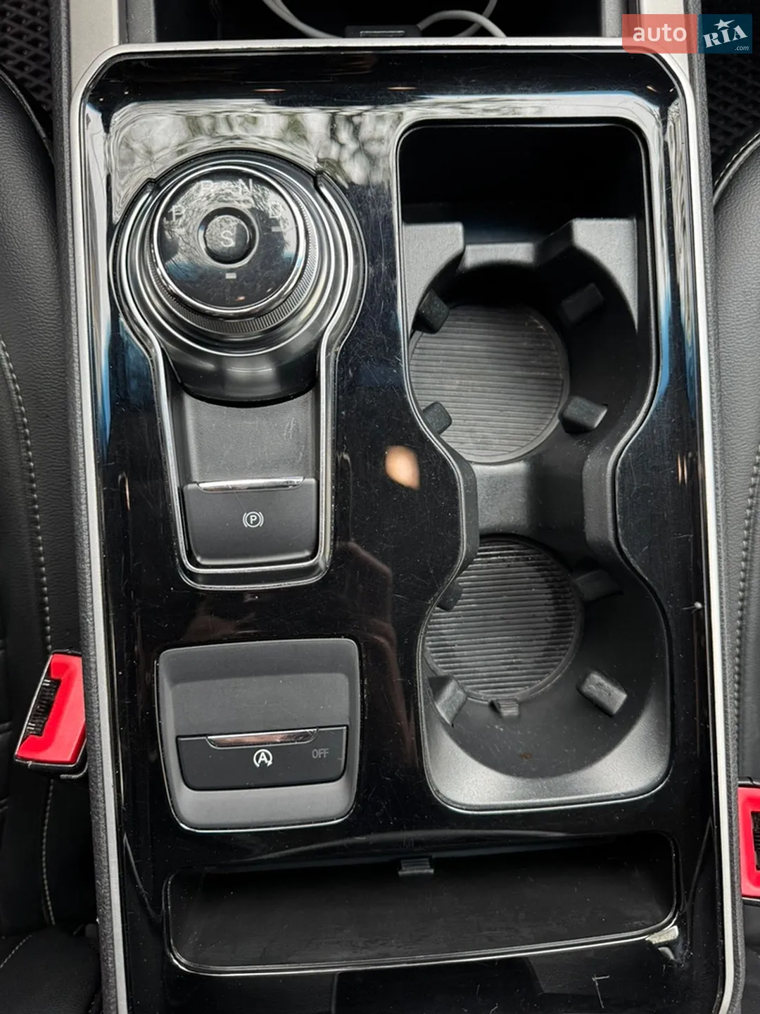 2020 Ford Edge - мініатюра 24