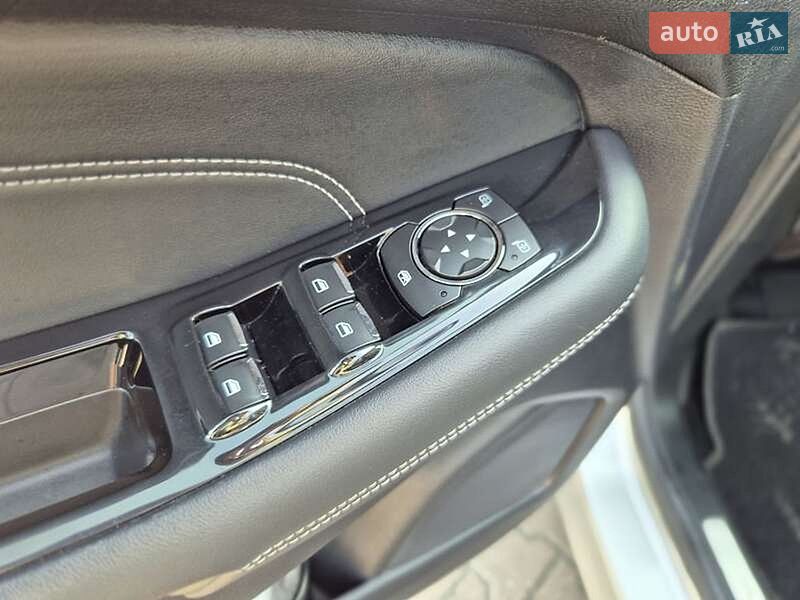Позашляховик / Кросовер Ford Edge 2019 в Києві