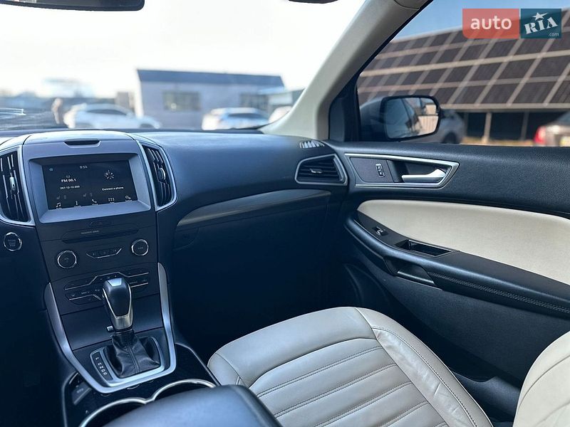 Позашляховик / Кросовер Ford Edge 2017 в Луцьку