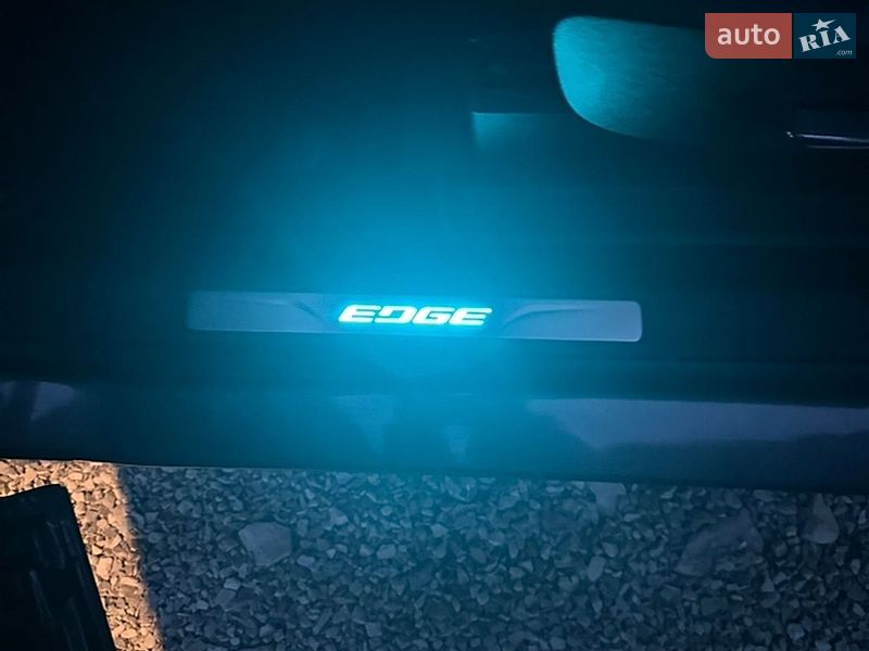 Внедорожник / Кроссовер Ford Edge 2017 в Тернополе