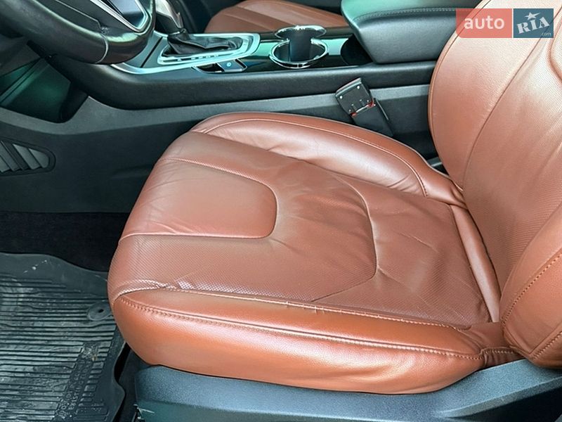 Внедорожник / Кроссовер Ford Edge 2016 в Киеве