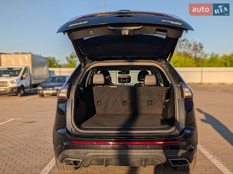 Позашляховик / Кросовер Ford Edge 2015 в Дубні