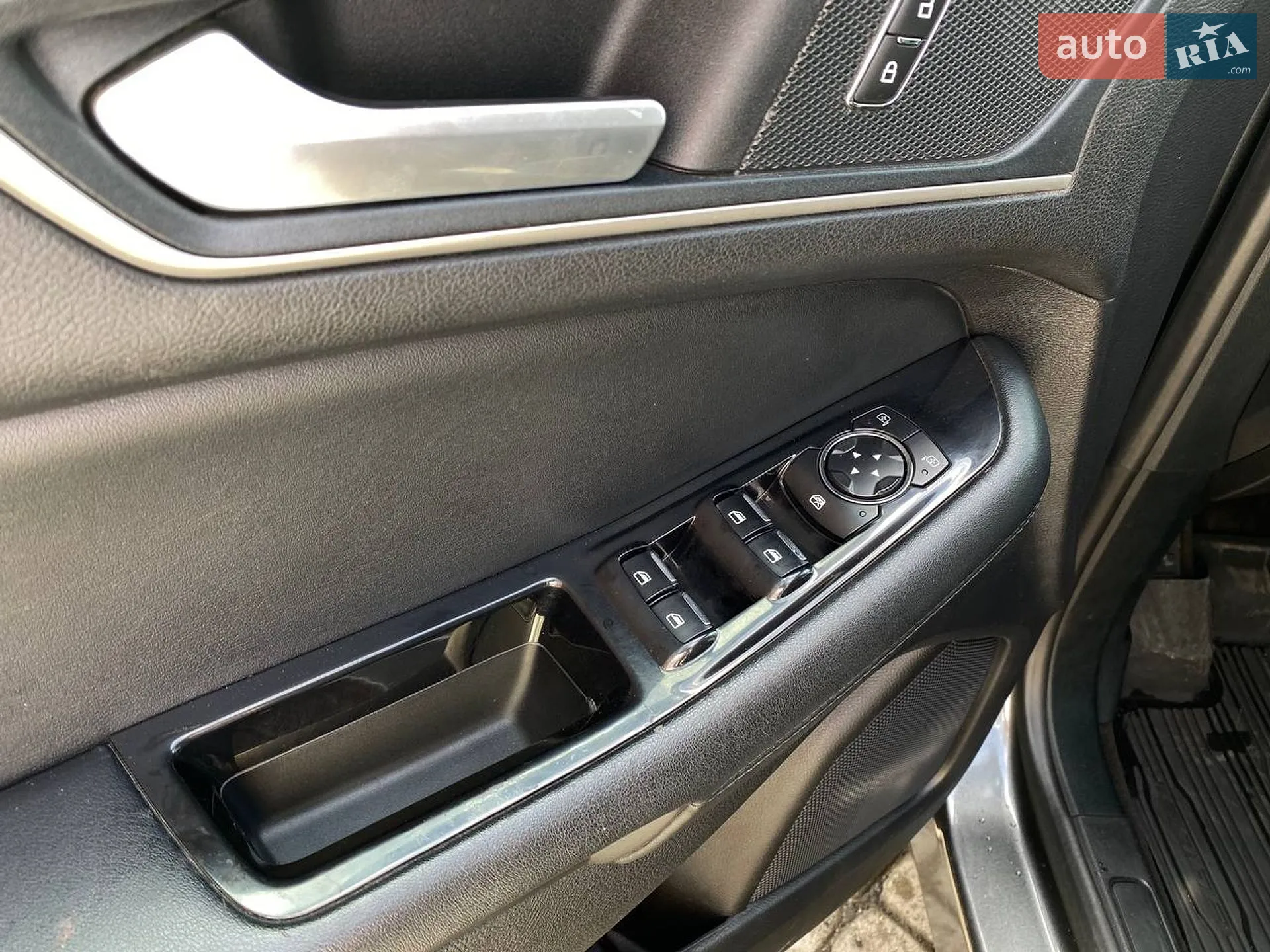 2020 Ford Edge - мініатюра 11