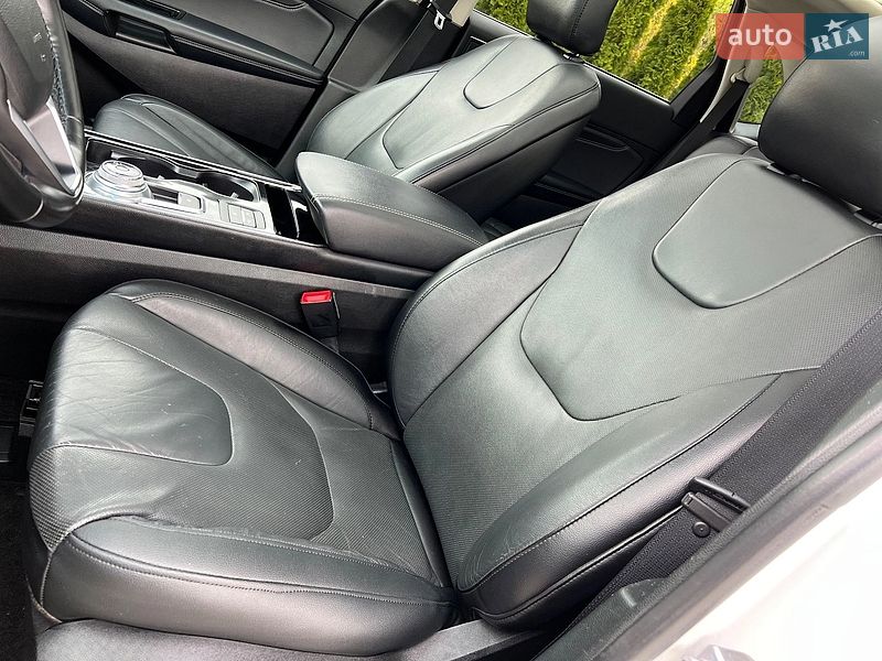 Позашляховик / Кросовер Ford Edge 2019 в Житомирі