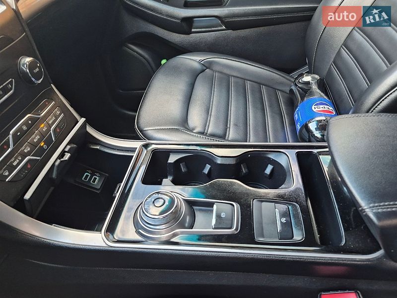Внедорожник / Кроссовер Ford Edge 2019 в Ровно
