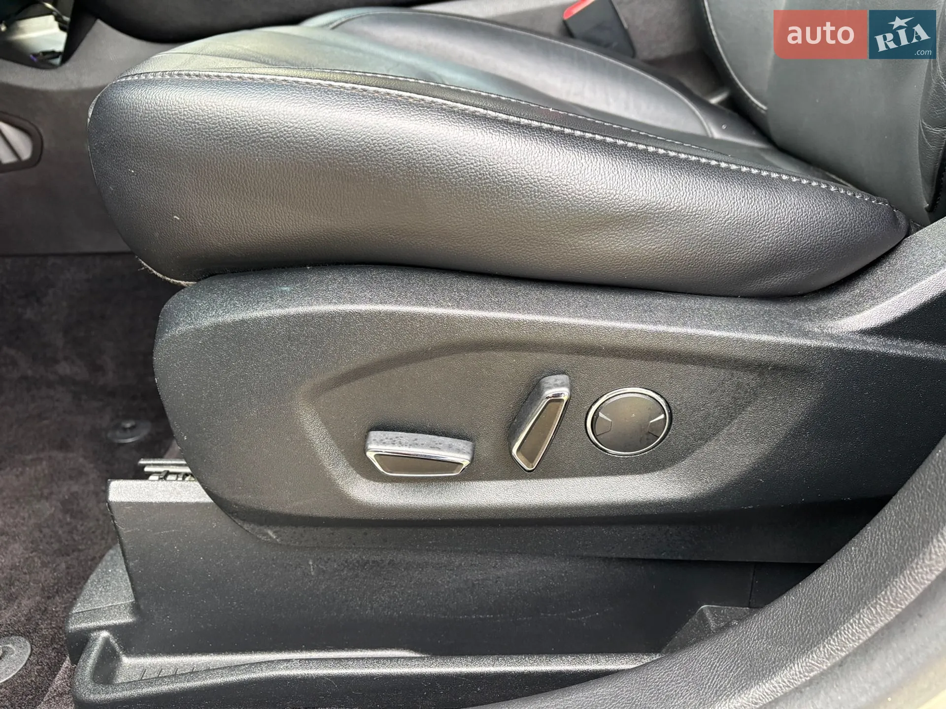 2017 Ford Edge - мініатюра 20