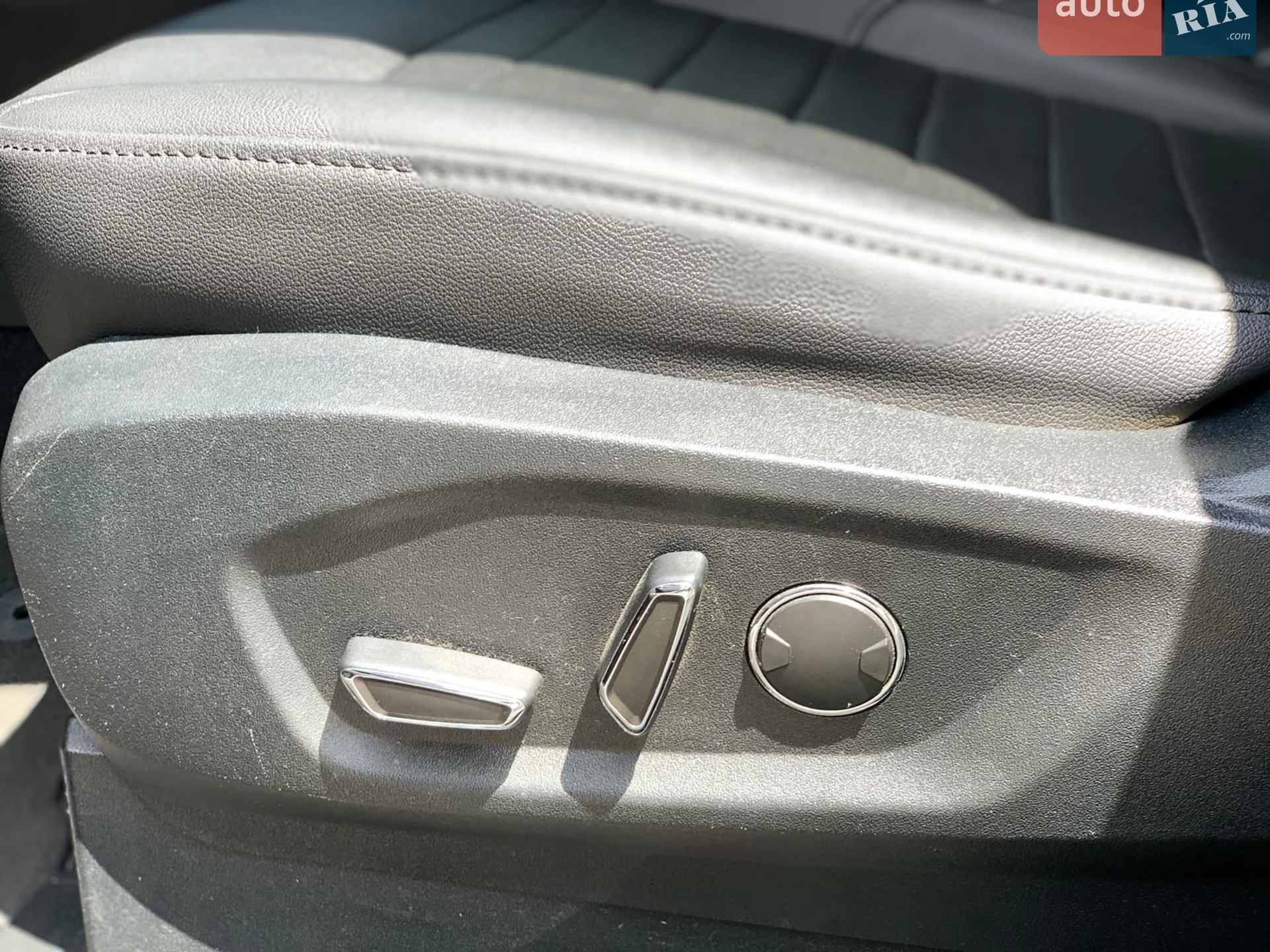 2017 Ford Edge - мініатюра 19
