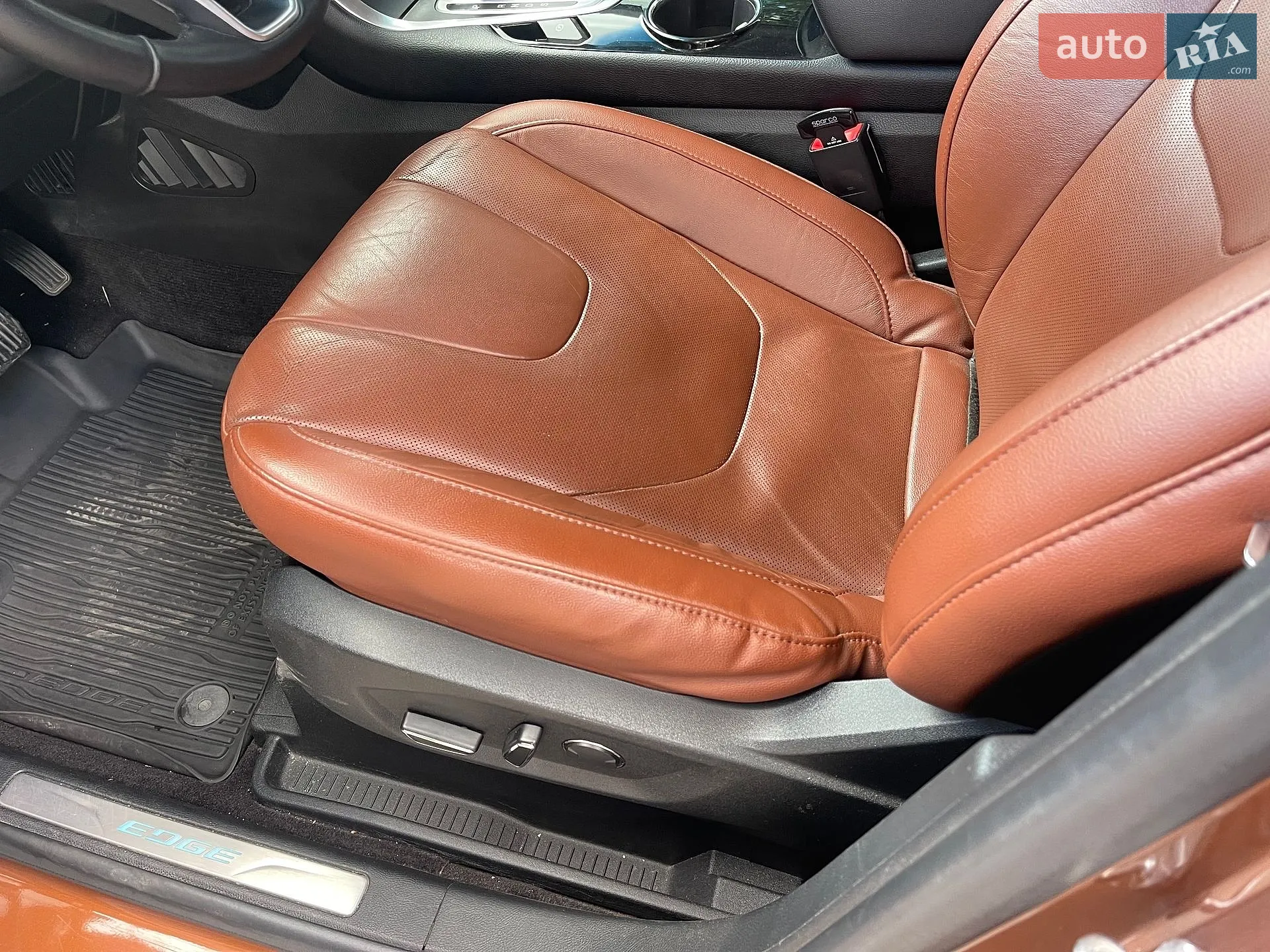 2016 Ford Edge - мініатюра 18