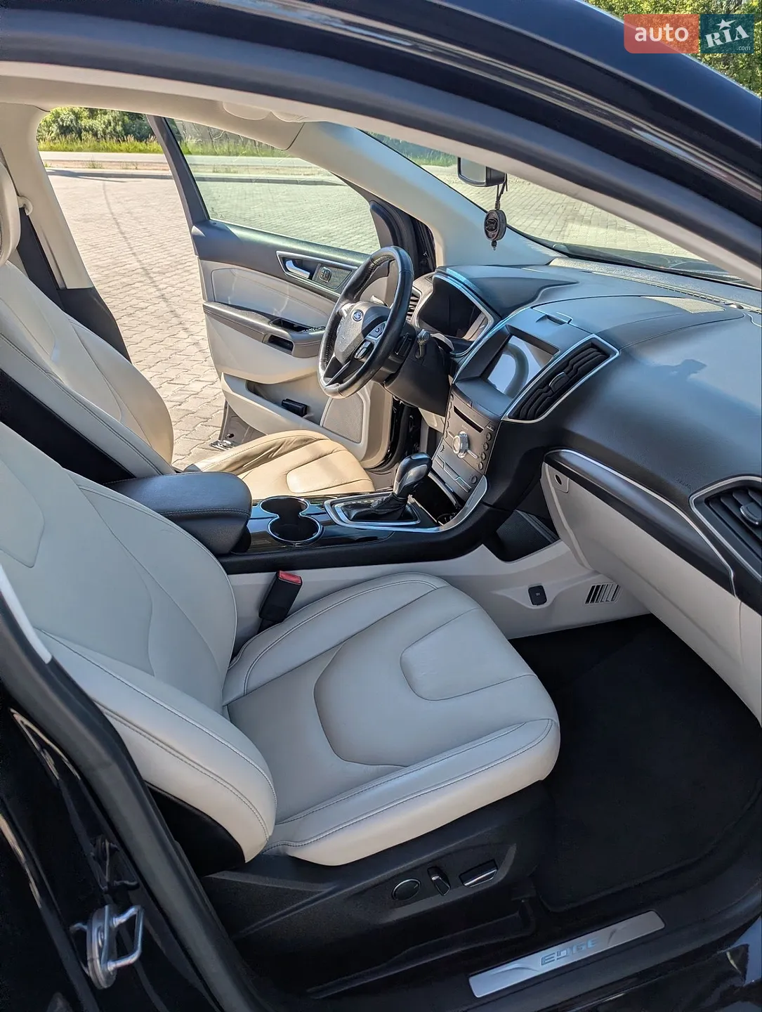 2017 Ford Edge - мініатюра 18