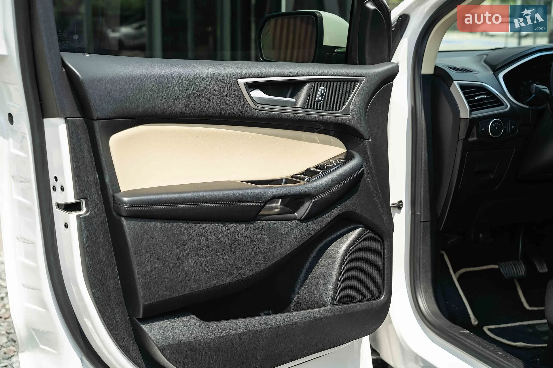 2016 Ford Edge - мініатюра 37