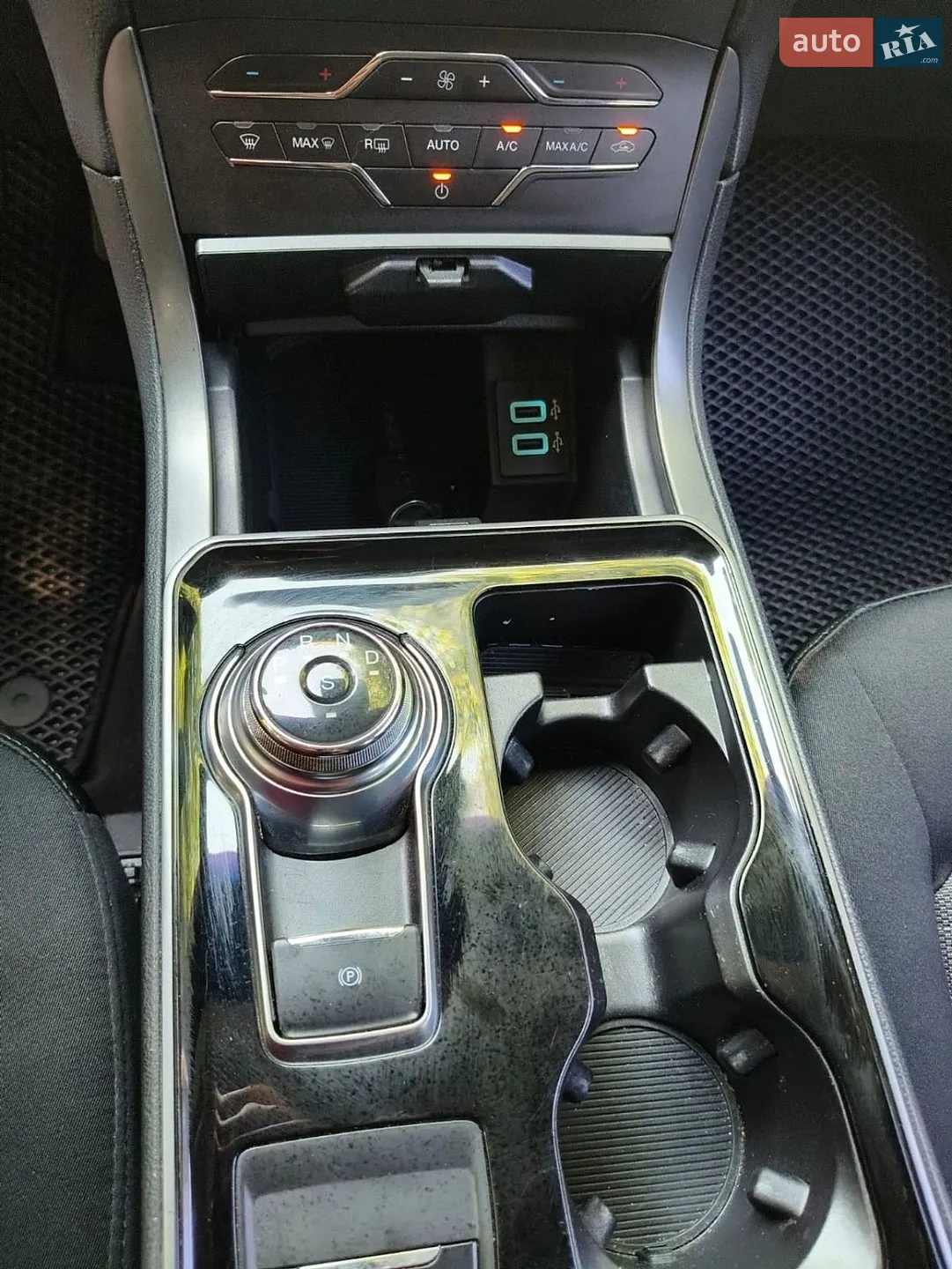 2019 Ford Edge - мініатюра 18