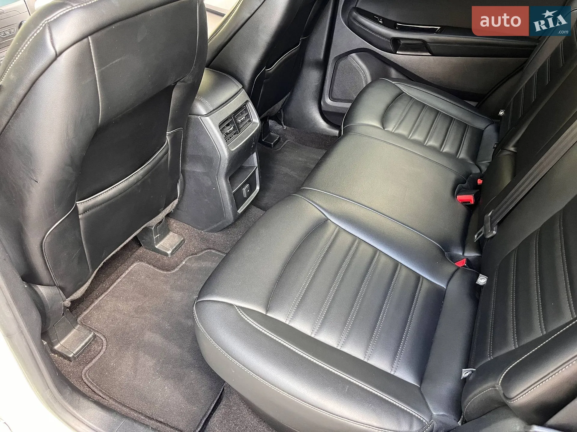 2020 Ford Edge - мініатюра 25