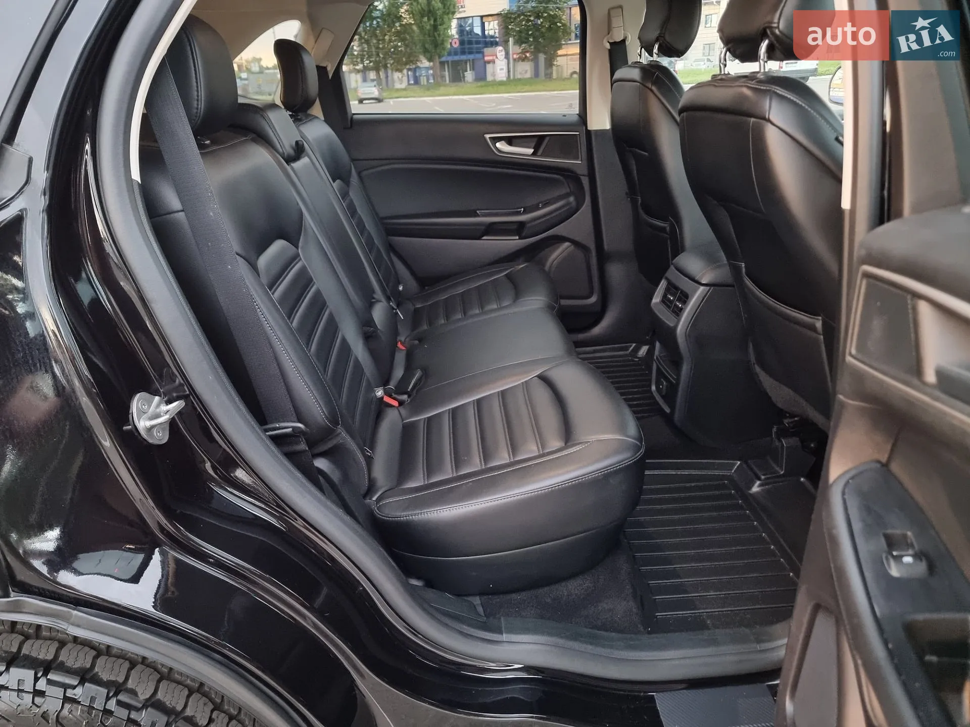 2019 Ford Edge - мініатюра 18