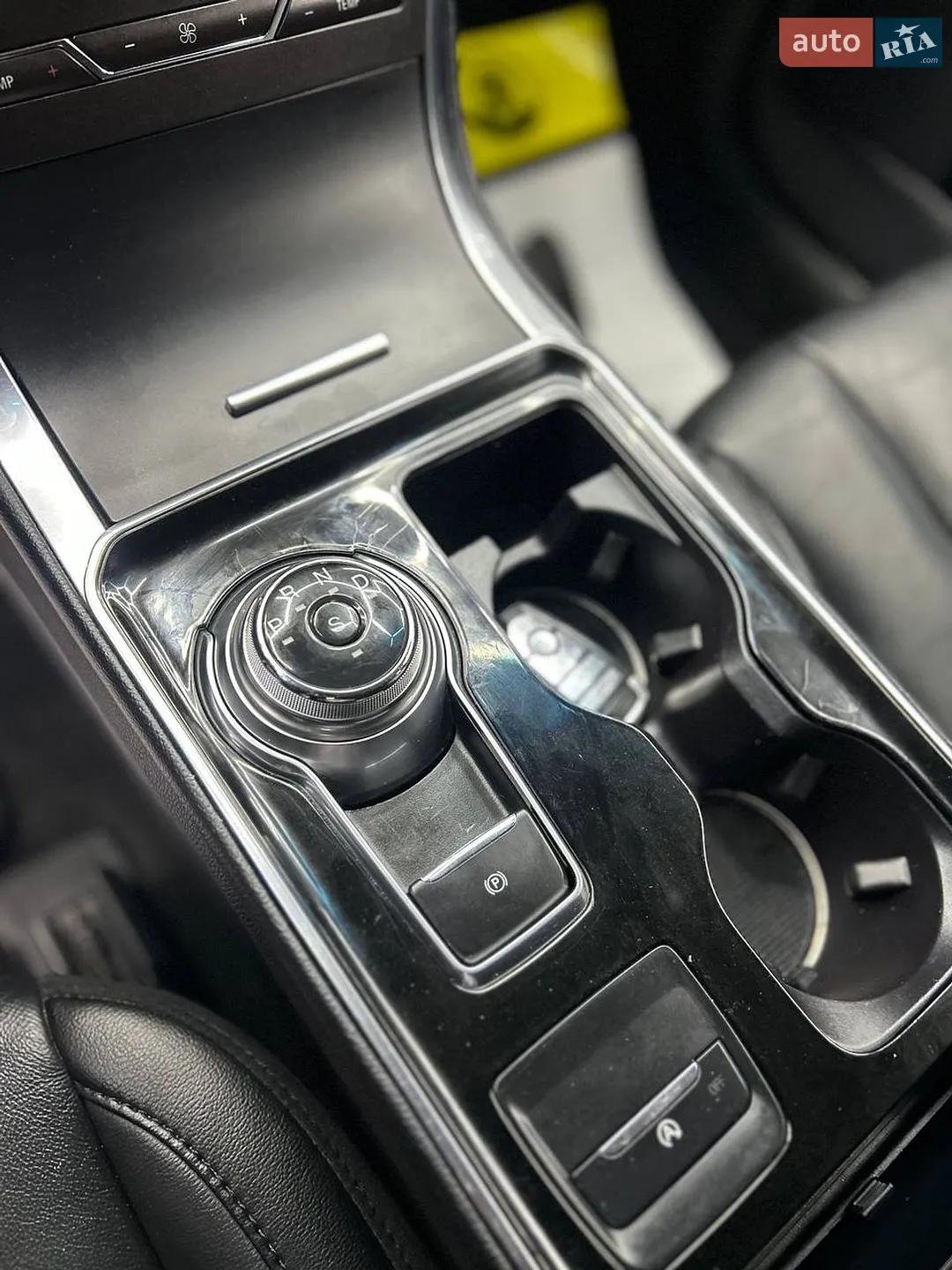 2019 Ford Edge - мініатюра 15