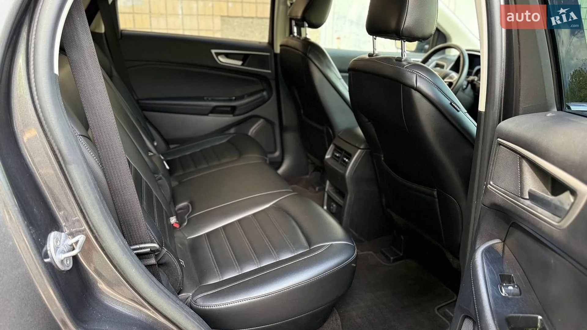 2019 Ford Edge - мініатюра 28