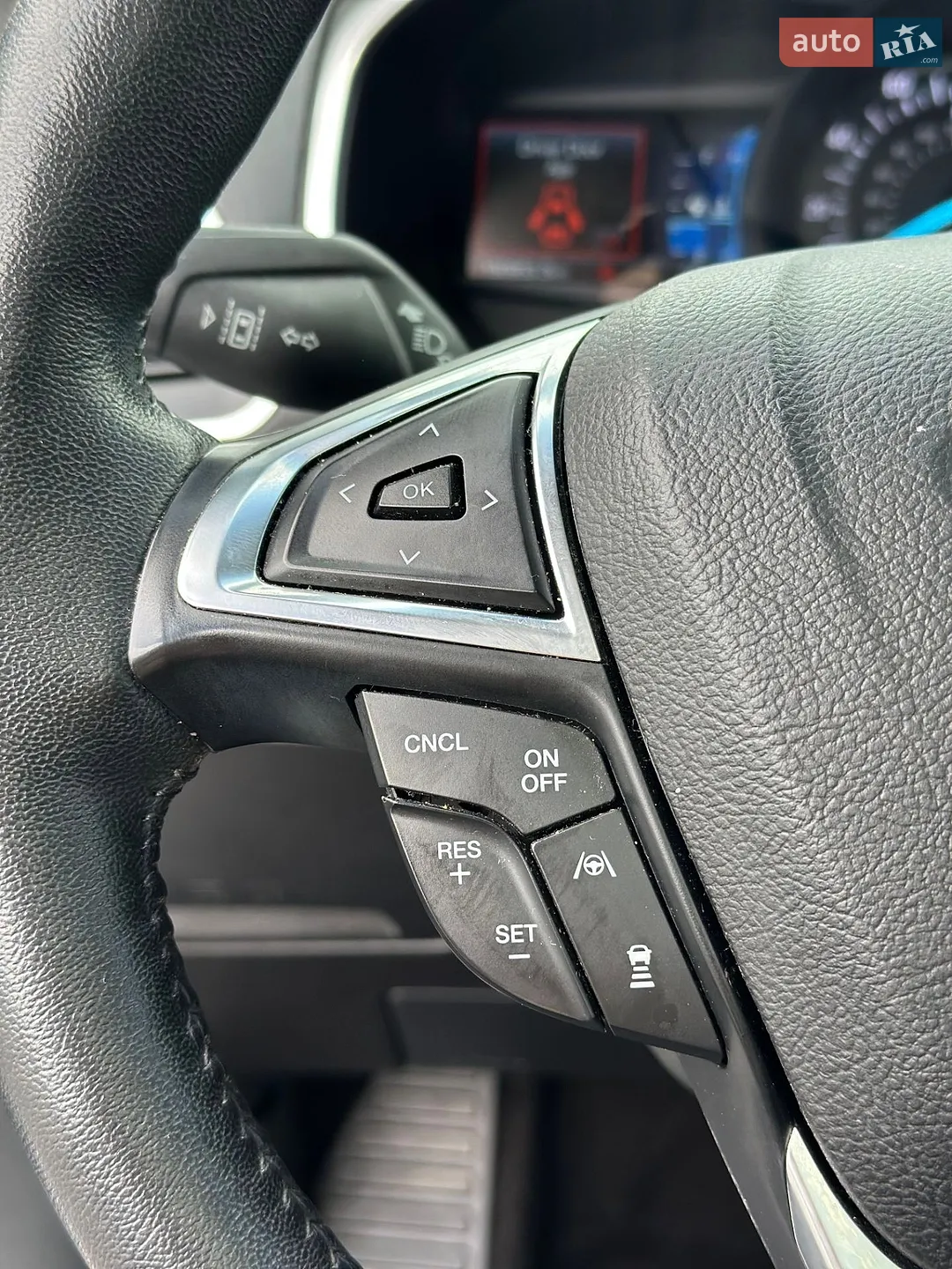 2019 Ford Edge - мініатюра 24
