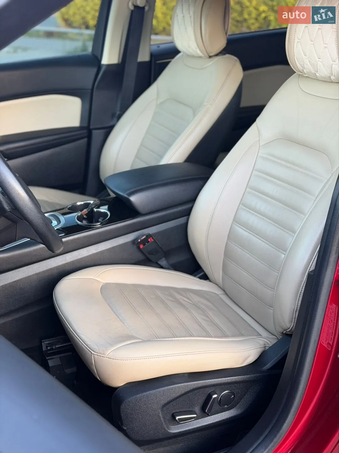 2017 Ford Edge - мініатюра 18