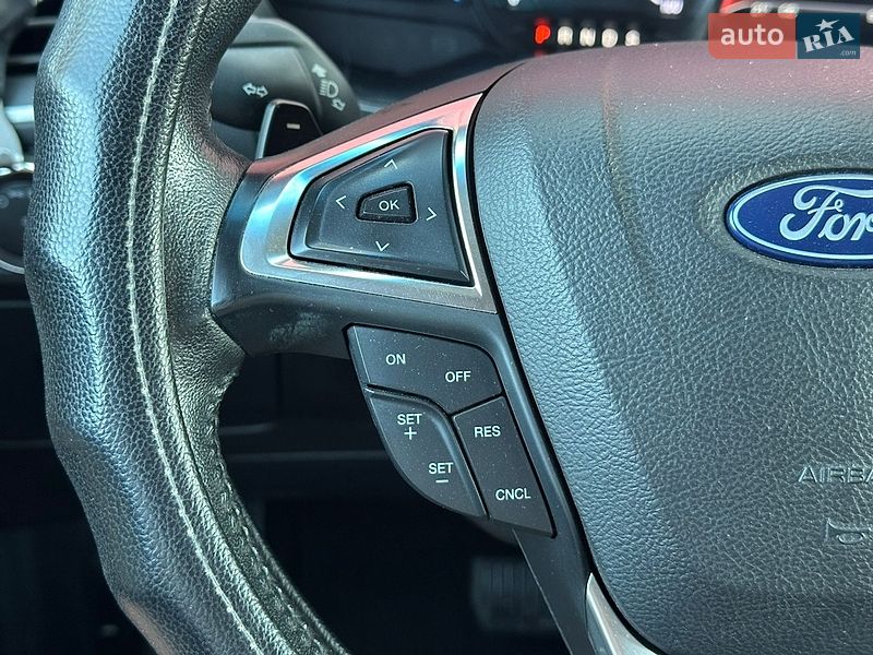 Внедорожник / Кроссовер Ford Edge 2017 в Киеве