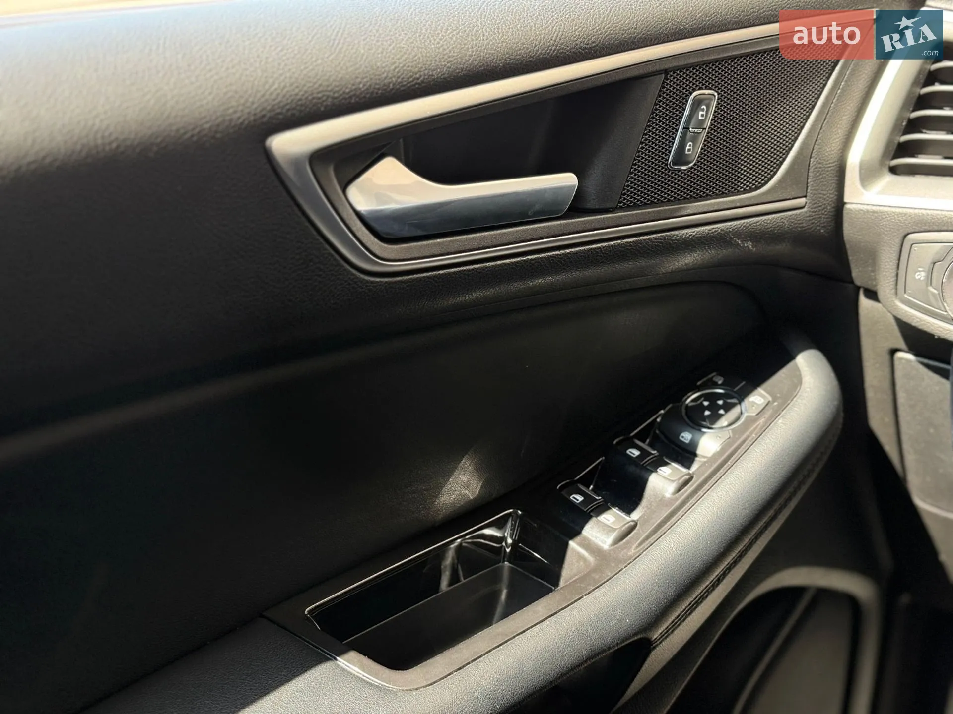 2016 Ford Edge - мініатюра 10