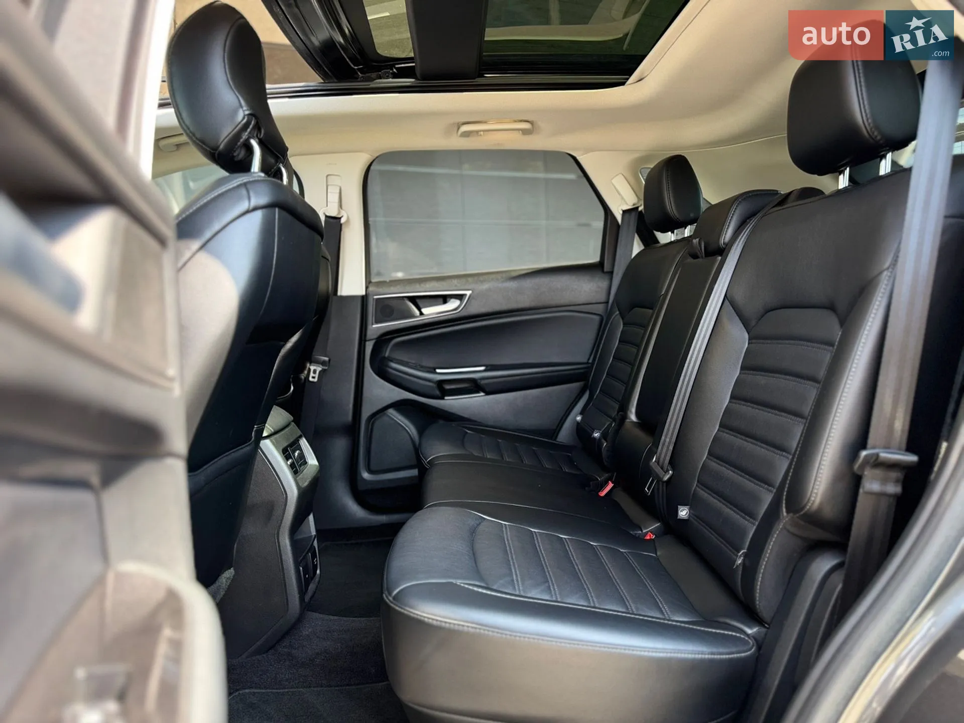 2016 Ford Edge - мініатюра 16