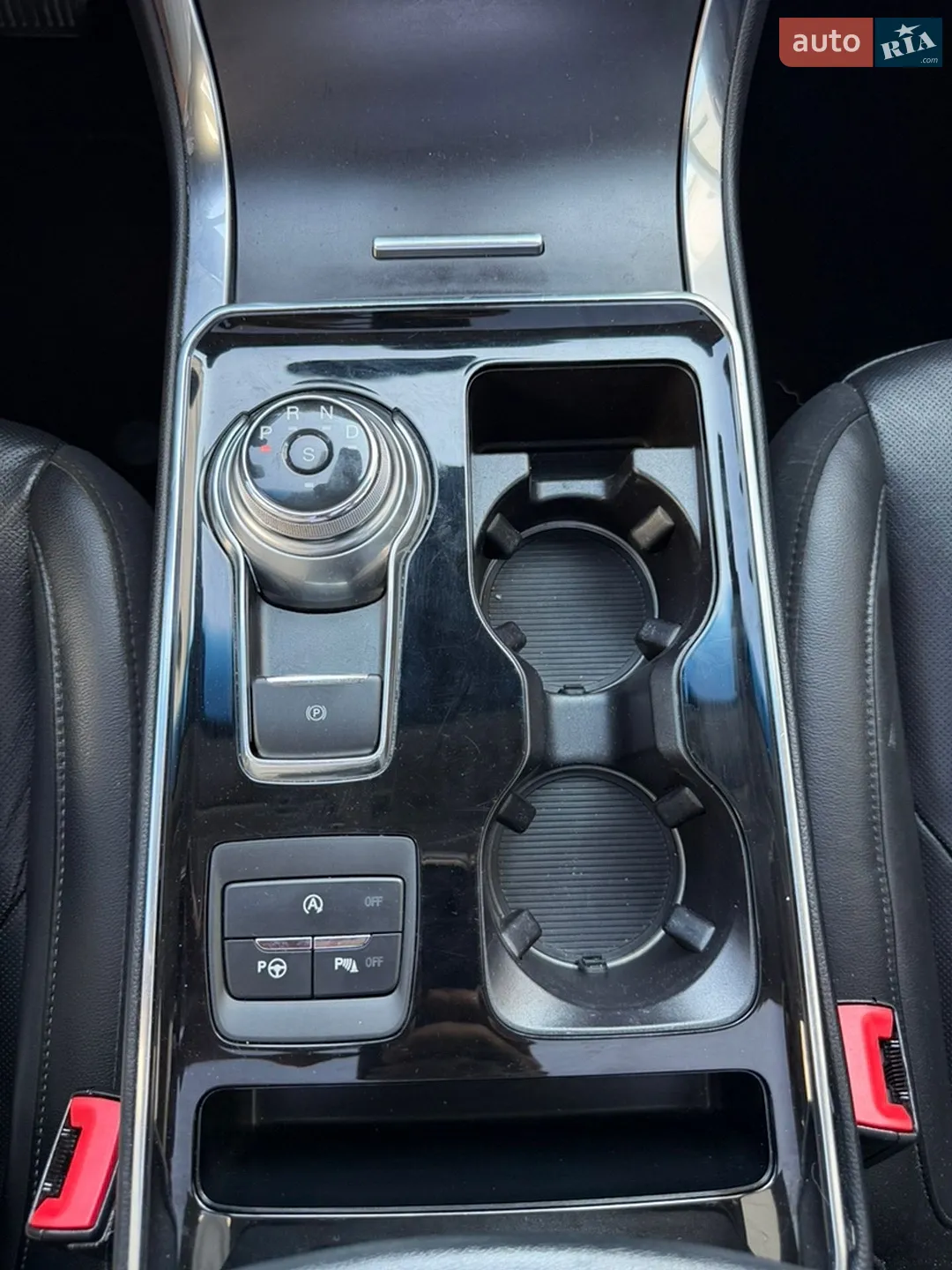 2019 Ford Edge - мініатюра 26
