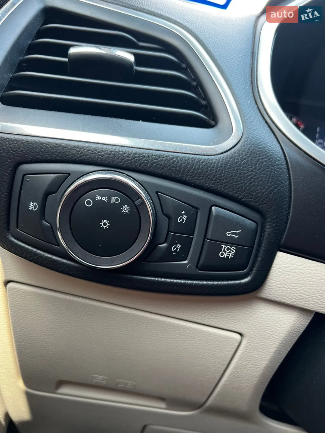 2019 Ford Edge - мініатюра 11