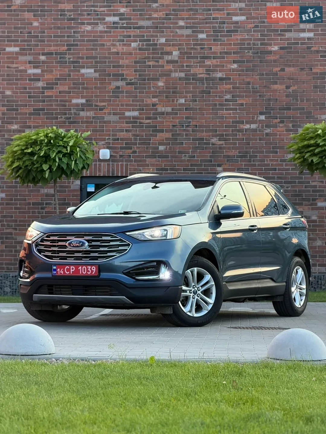 2019 Ford Edge - фото 1