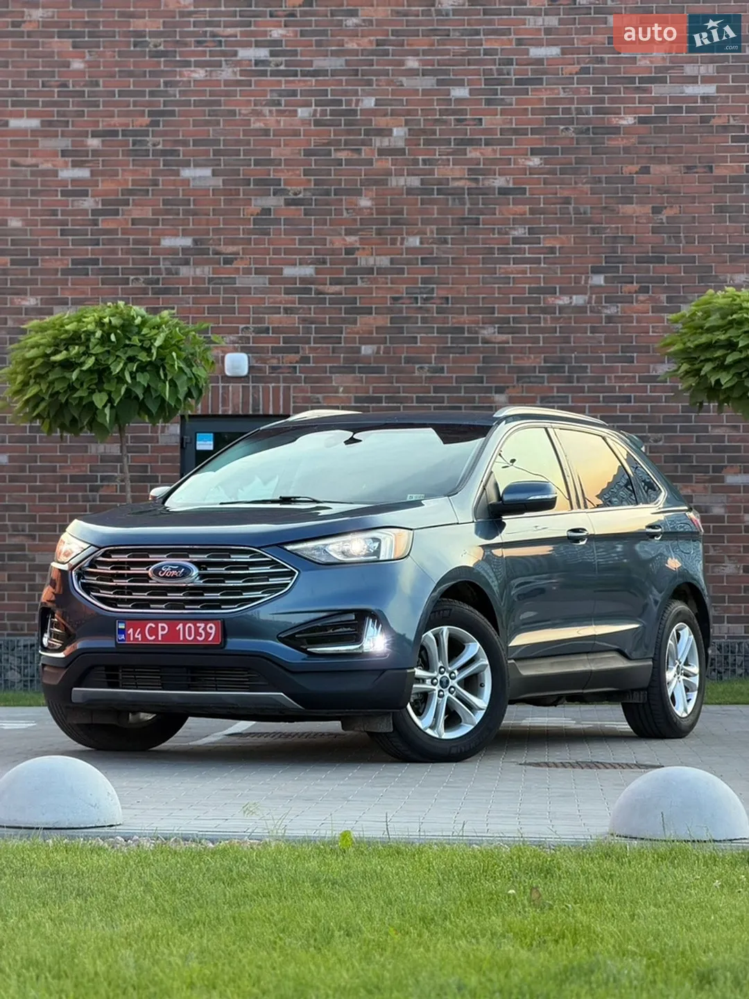 2019 Ford Edge - мініатюра 2